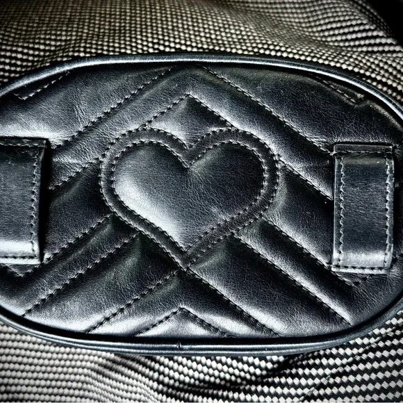 Gucci (GG Logo) Marmont Matelassé Leather Bag - Picture 4 of 13